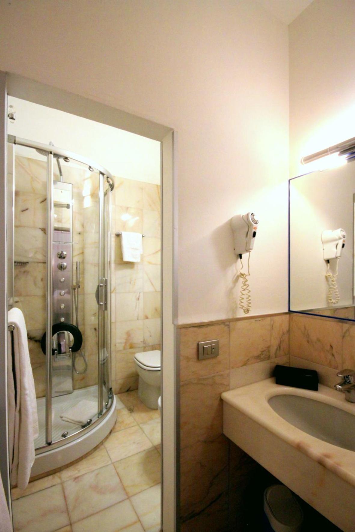 Sangallo Hotel Монте Сан Савино Стая снимка