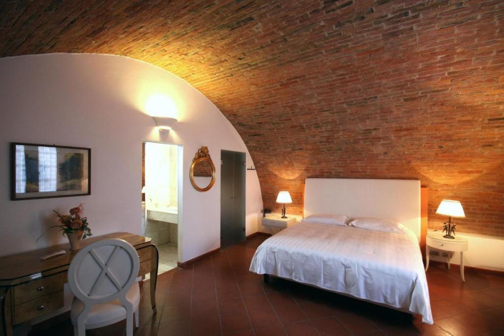 Sangallo Hotel Монте Сан Савино Стая снимка