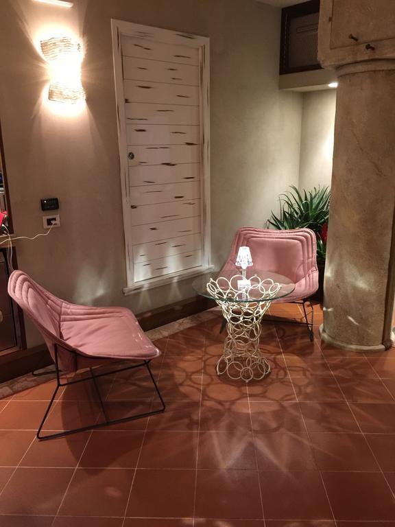 Sangallo Hotel Монте Сан Савино Екстериор снимка